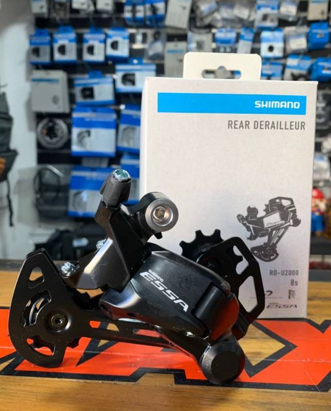 Cambio Trasero Shimano Essa 8V