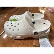 sandal crocs classic