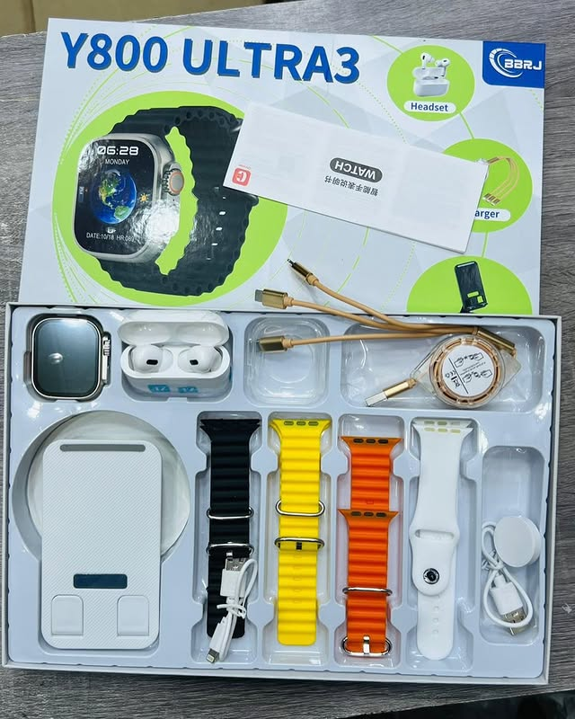 Y800 Ultra 3 Smartwatch - 4 In 1
