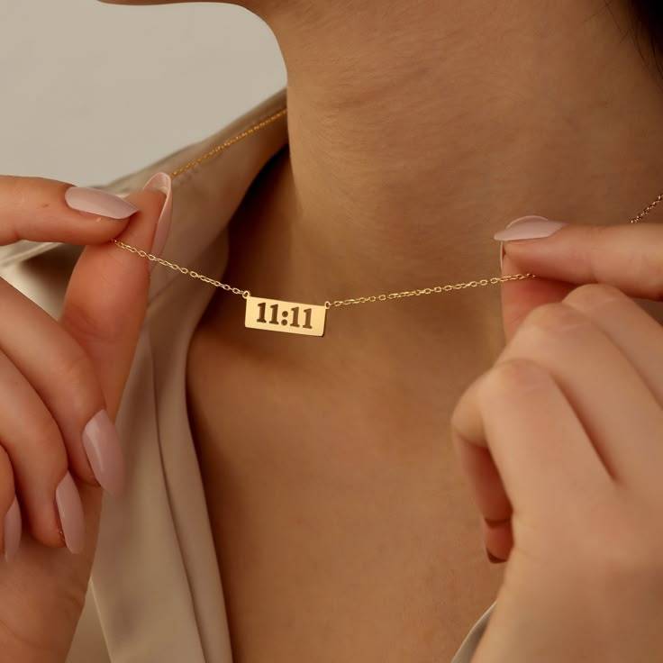 11:11 Angel make a wish pendant