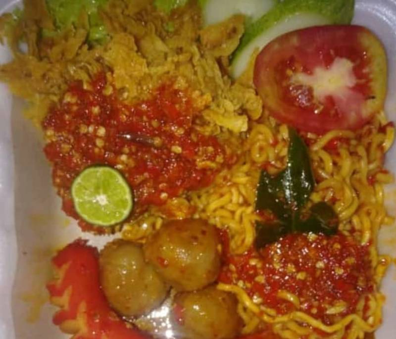 Ayam Saus Ganas