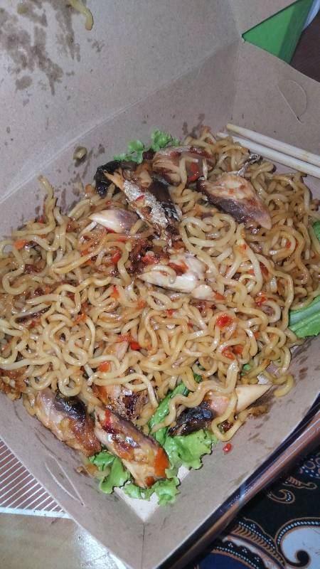 Mie Laut Pedas