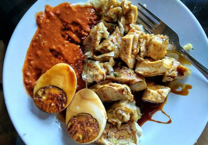 Baso Tahu Komplit + Telor