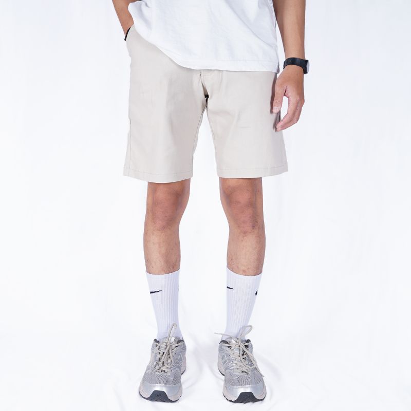 Short Chino
