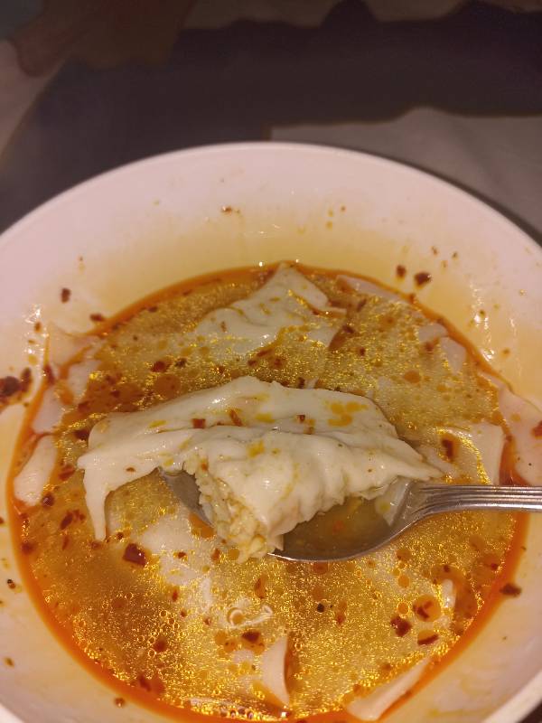 Pangsit Bunting Kuah Chili Oil