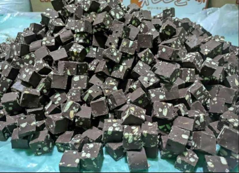 ⁠Coklat kubus 250gr
