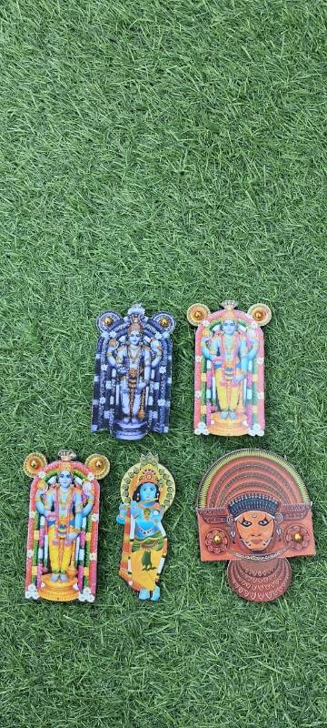 Traditional Fridge Magnets