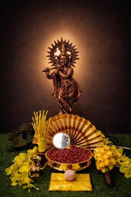 Premium Metal Krishna Vishu Kani