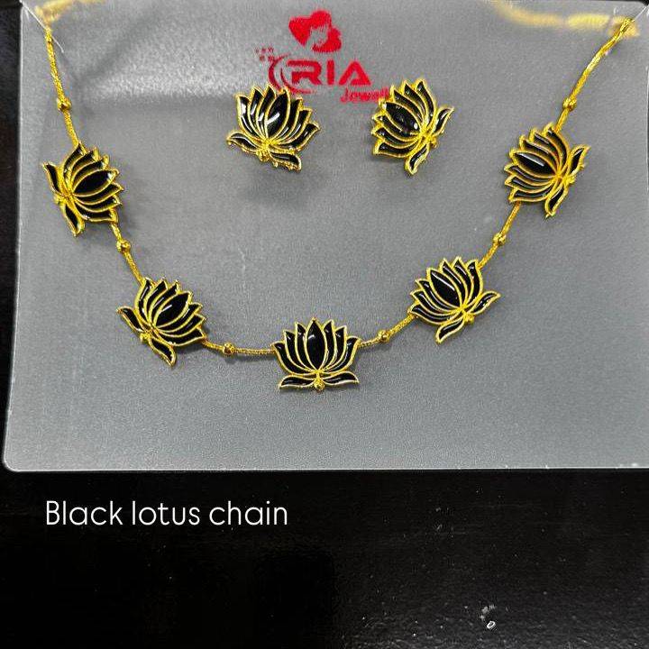 Lotus Necklace
