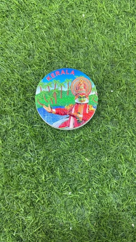 Round Kathakali With Hand