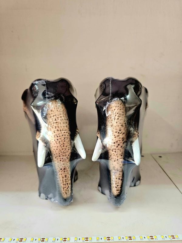 Elephant 8 inch