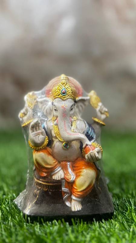 Ganesh Sitting