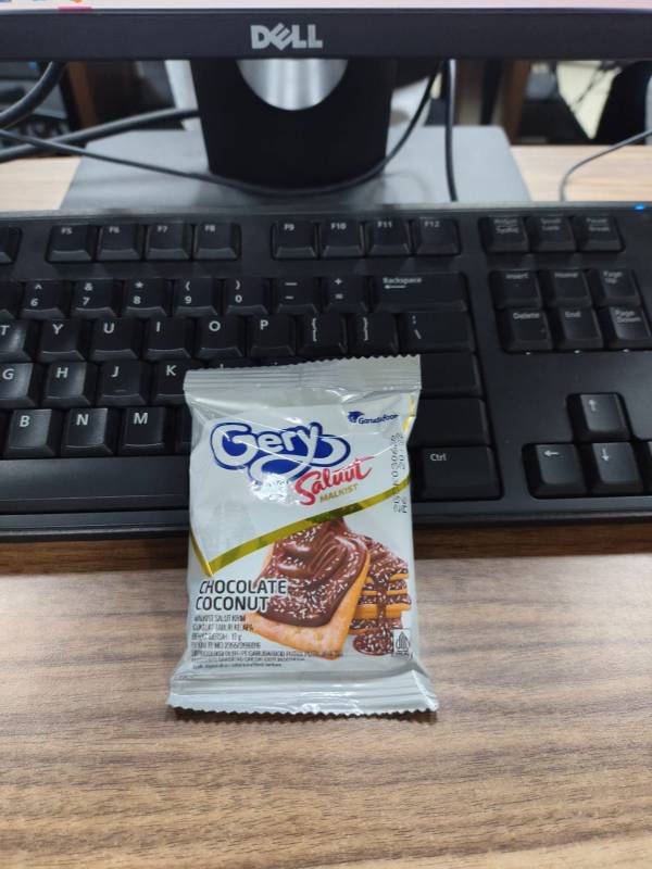 Gery Salut chocolate coconute