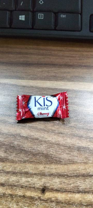 KIS mint cherry