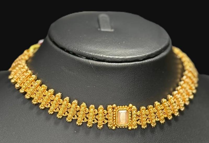 Choker_107