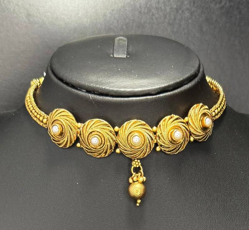 Choker_101