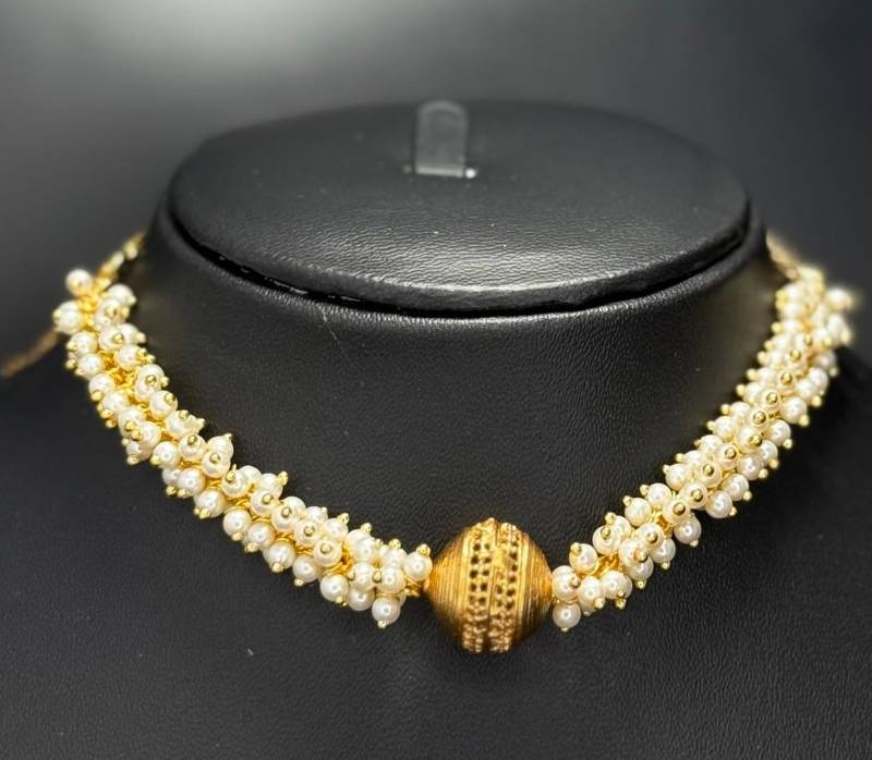 Choker_102