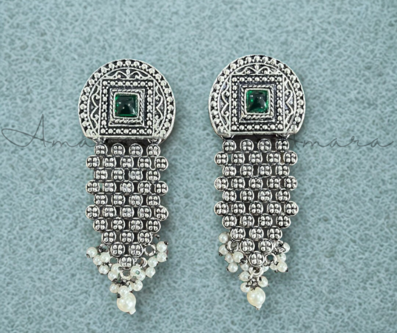 Pearl Earring Oxidised - AM808581 Green