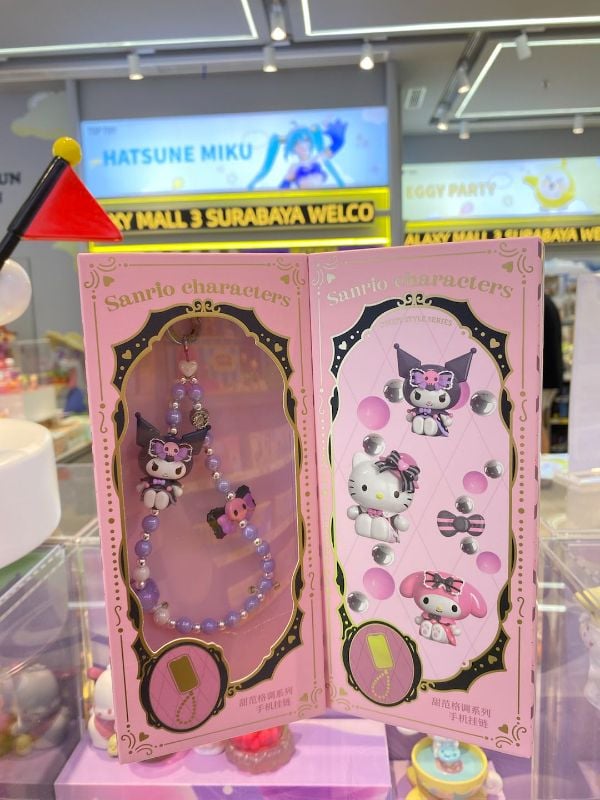 Sanrio characters Sweet Style Series Phone Chains
