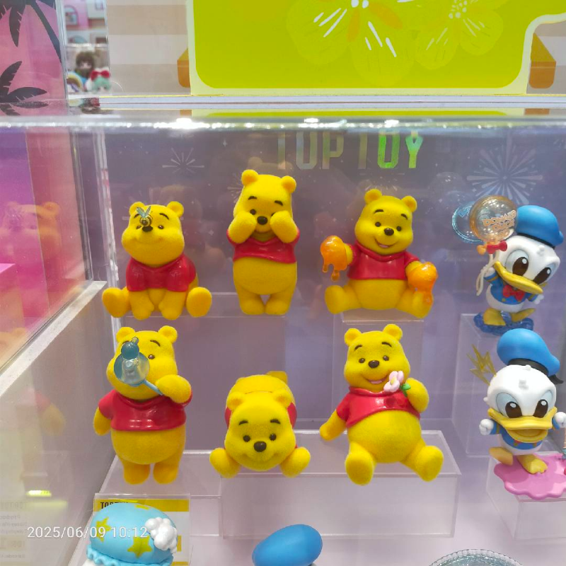Disney Winnie the Pooh Happy Everyday Series Figures,,each