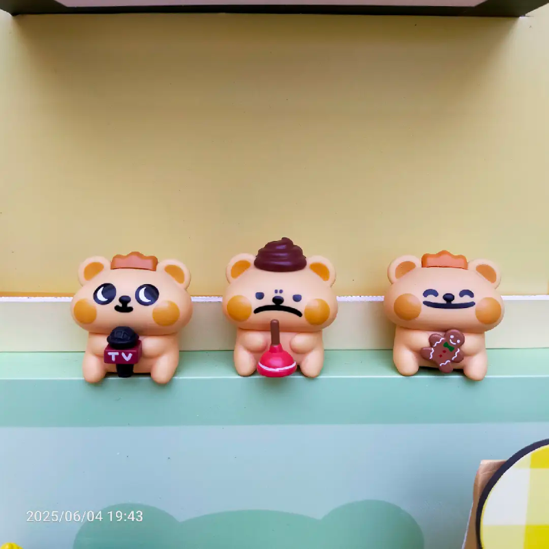 Bearisbug MINI Lazy Daily Routine Series Mini Figures Surprise Bag