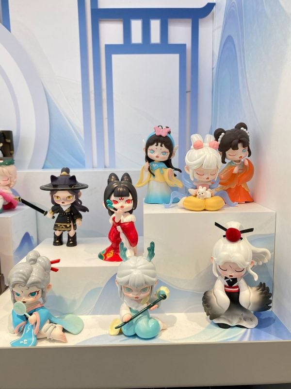 Ani!TA Mountains and Seas have Spirits SERIES FIGURE,,each