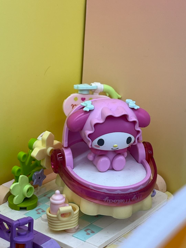 Sanrio Charaters Shaky Bed Series Building Blocks - Melody,,each