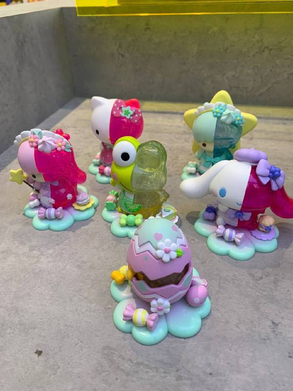 Mighty Jaxx Kandy: Sanrio Floral Daydream Series