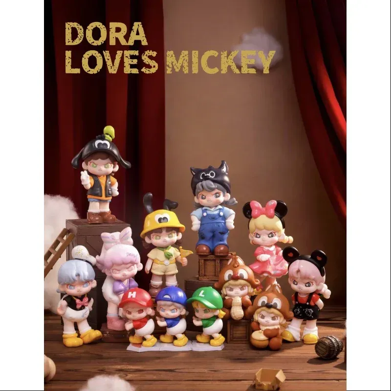 Disney DORA loves Mickey series figures