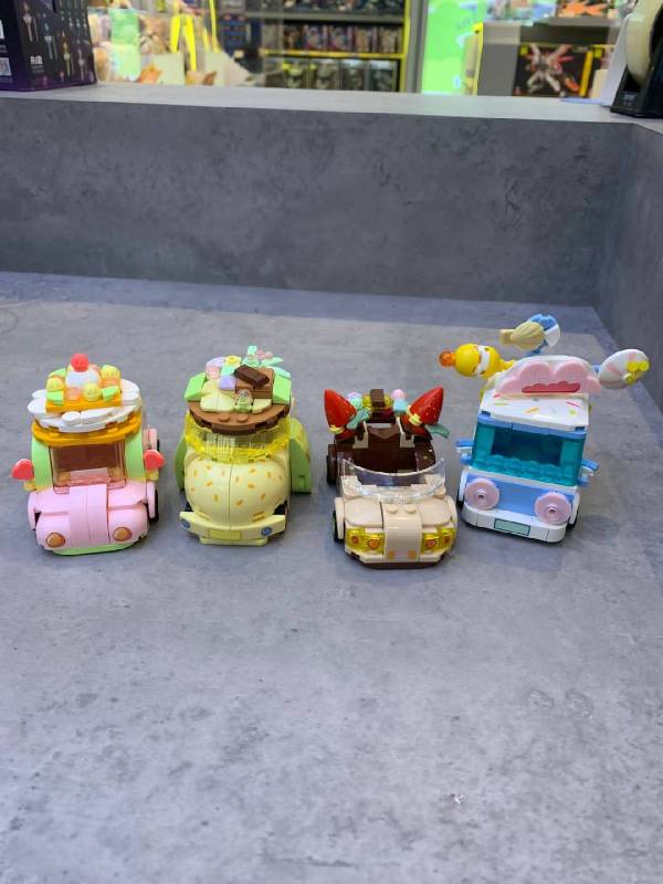 IDN Smart Kids Play-City Theme Series Building Blocks-Candy Planet Car