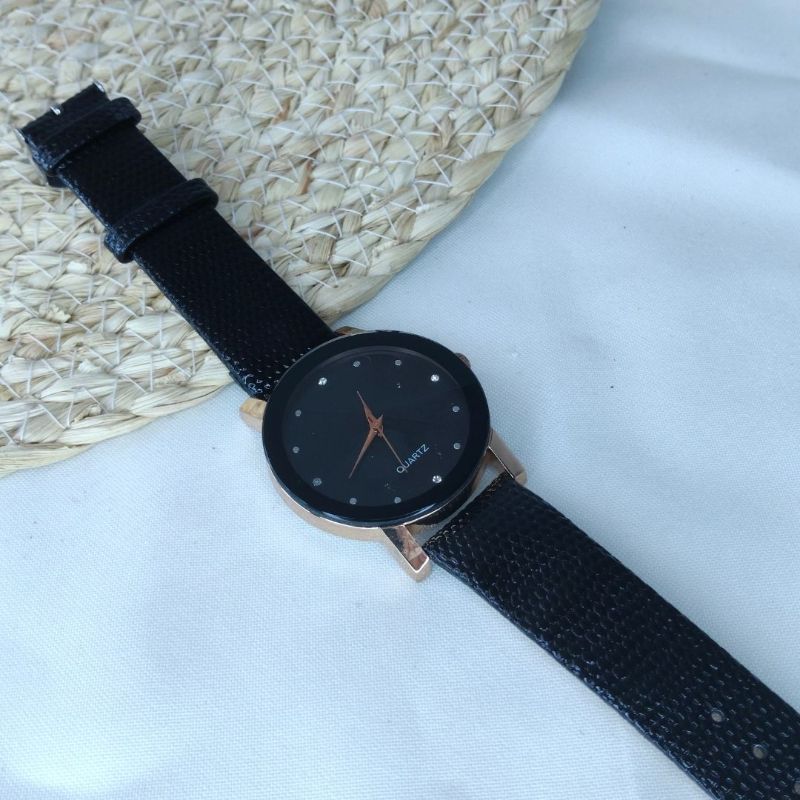 Reloj Negro y Brillos