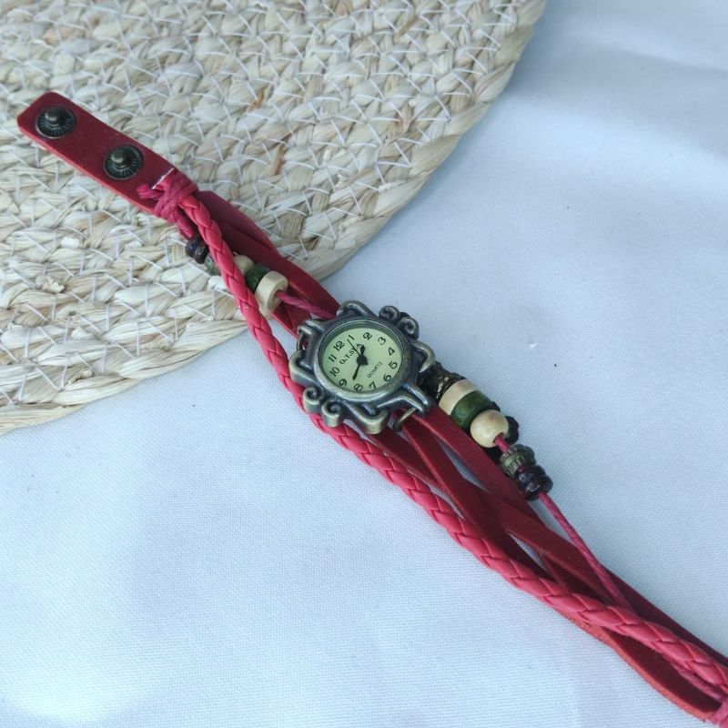 Reloj Bohemio Rojo