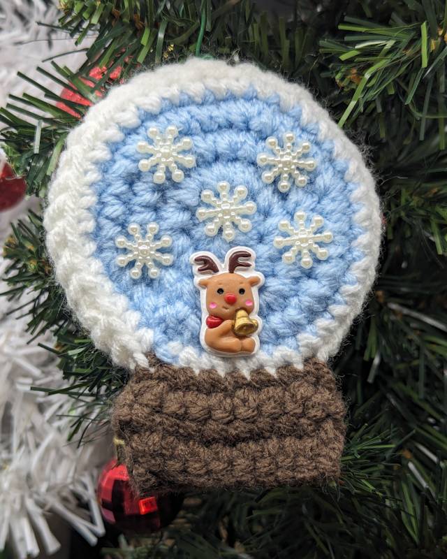 Crochet Snowglobe Ornament (E) - Brown base: Rudolph/Golden Bell icon with 5 snowflakes in Globe