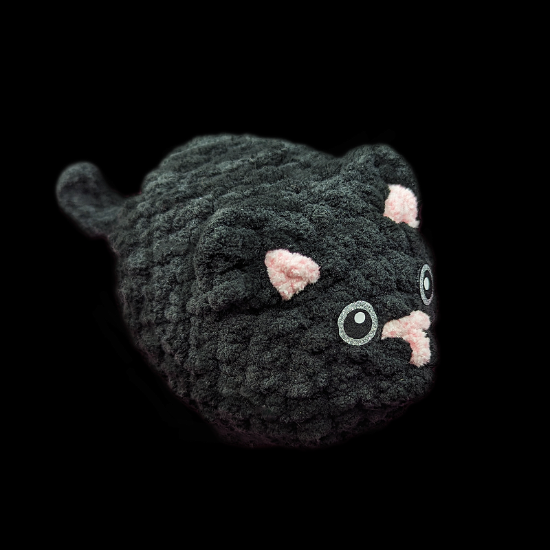 Black Loaf Cat Brochet Plush made with Soft Blanket Yarn