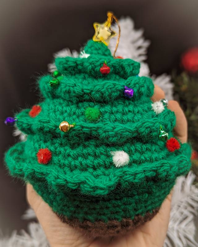 Chibi Xmas Tree Crochet Plush Ornament with Yellow Star