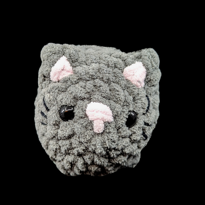 Gray / Grey Loaf Cat Brochet Plush made with Soft Blanket Yarn