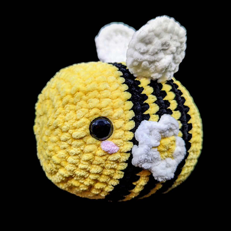 Kawaii Style "DaisyBee" Crochet Ball Plush Bumblebee