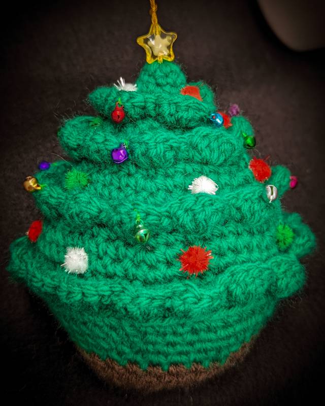 Chibi Xmas Tree Crochet Plush Ornament with Yellow Star