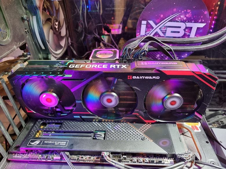 Gainward GeForce RTX 3080 Chasing The Wind (10GB)