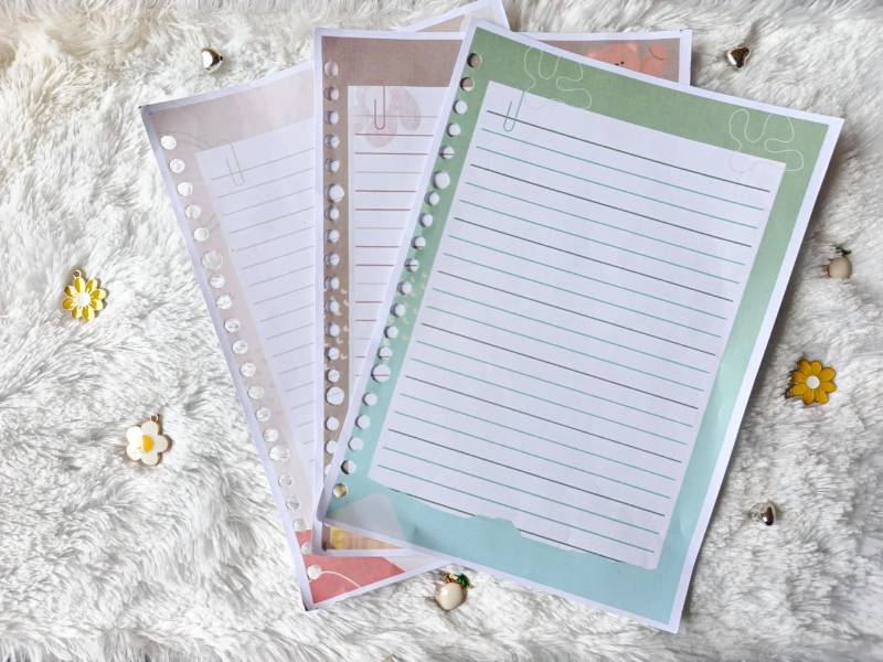 Kertas Binder Ready Desain Template