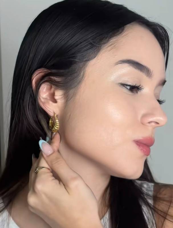 Base de maquillaje hidratante Kleancolor