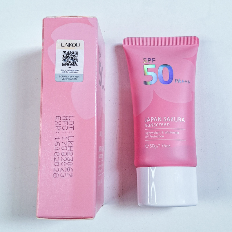 Protector solar aclarante Japan Sakura SPF50+++