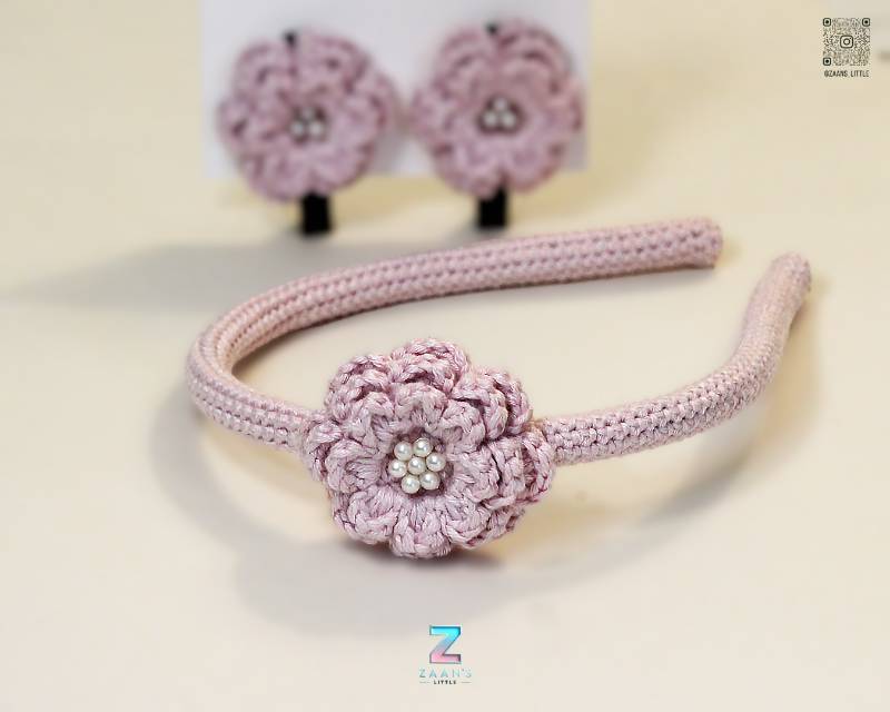 Bloom with Alligator clip