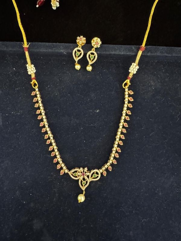 Imitation Jewellery 113