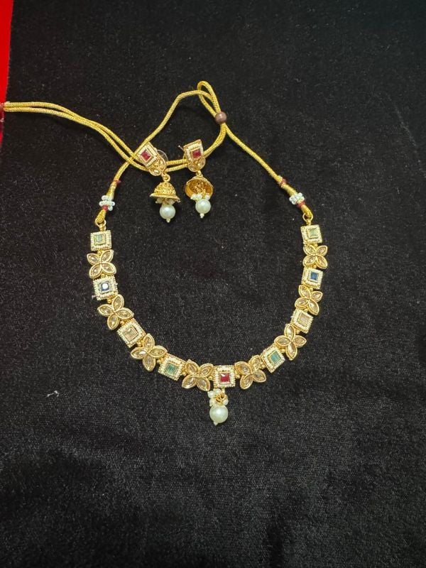 Imitation Jewellery 103