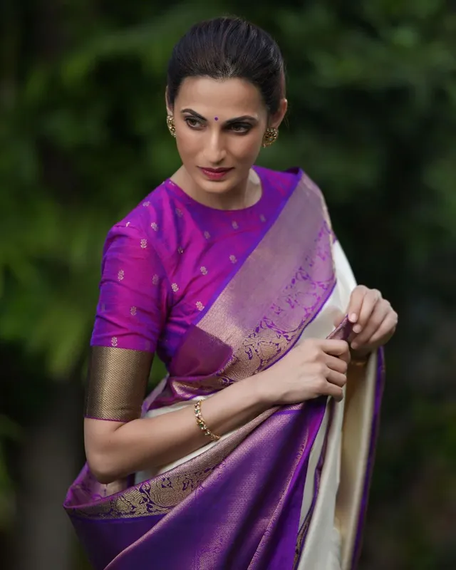 Saree DDS114