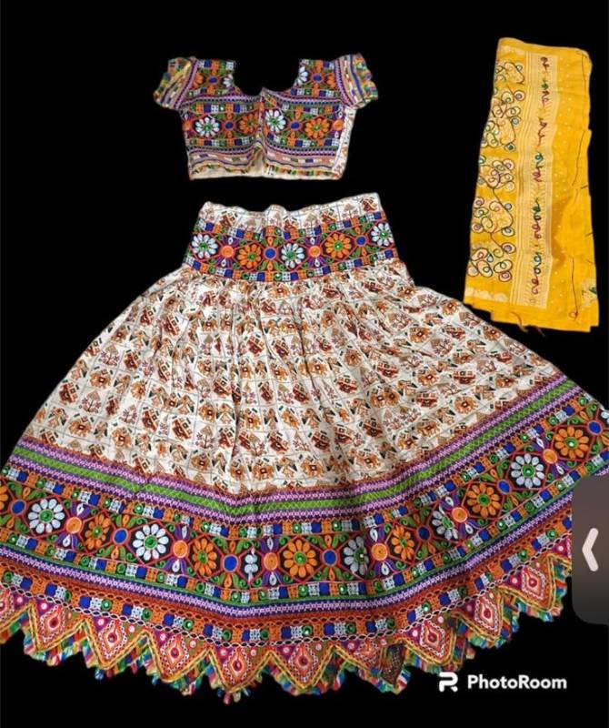 Ghaghra 115 Free Size.. Lengha Length 40 inch