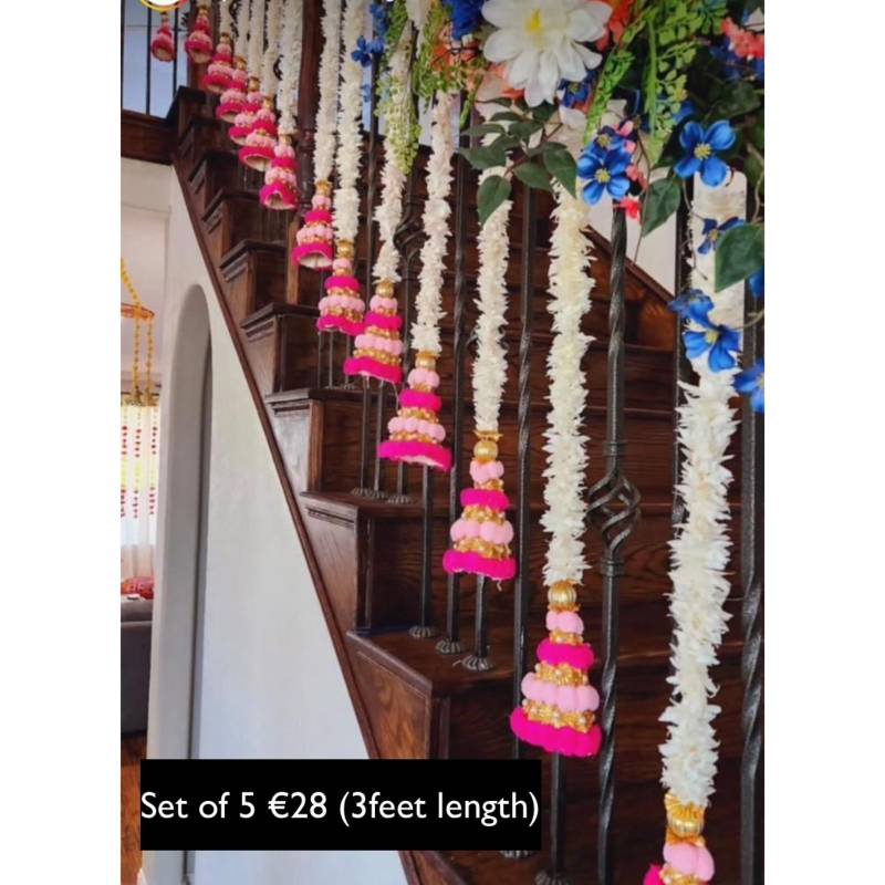 PB100 SC Wh Hanging 3 Ft Cone (Set of 5)