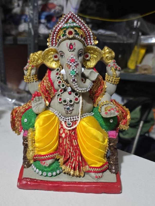 Lalbag Cha Raja. DrapedSize 10 Inch