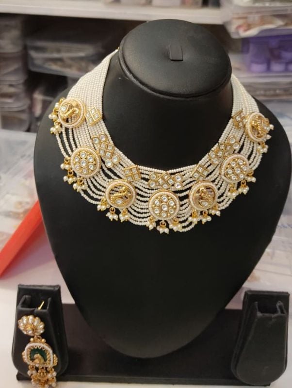 Imitation Jewellery 107